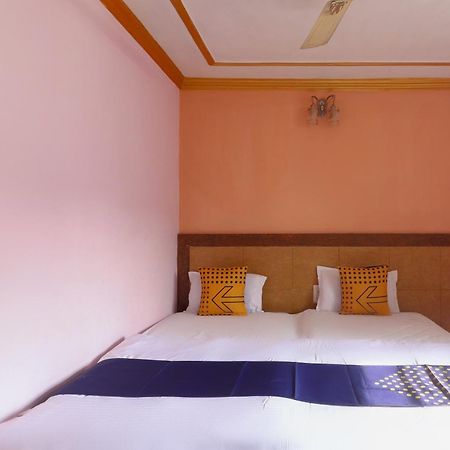 Spot On 75963 Hotel Prince Bodhgaya Bagian luar foto